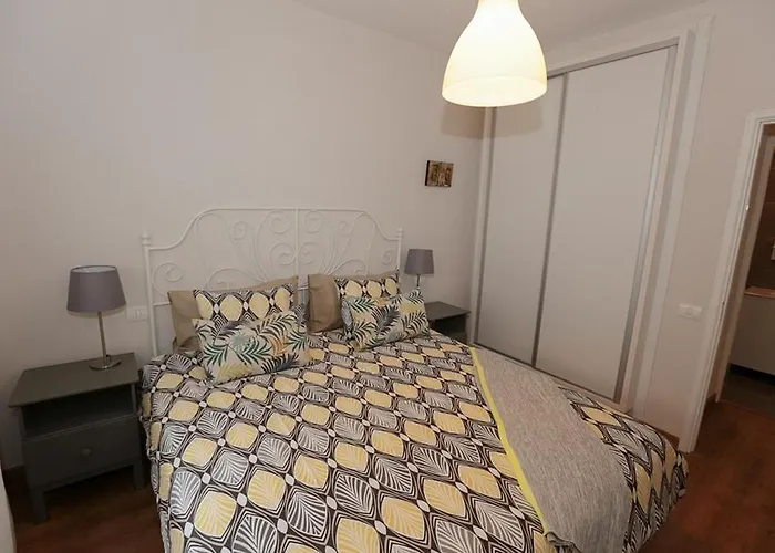 Apartamento Charming Next To The *