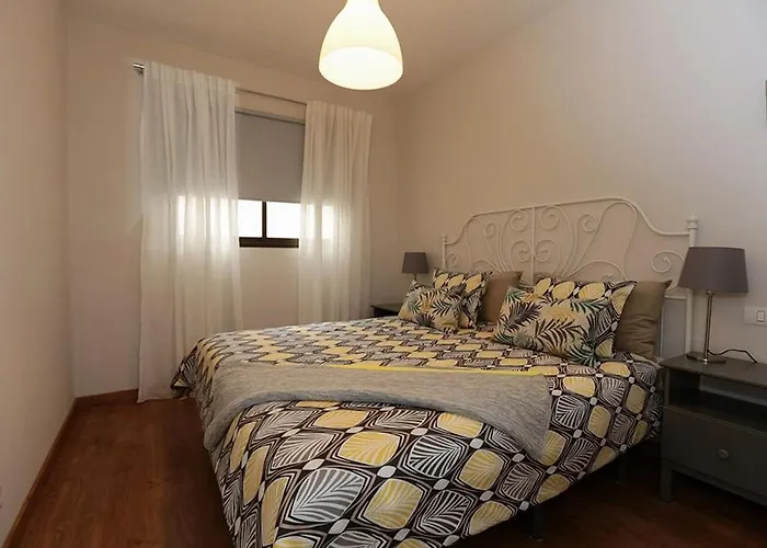 Appartement Charming Next To The *